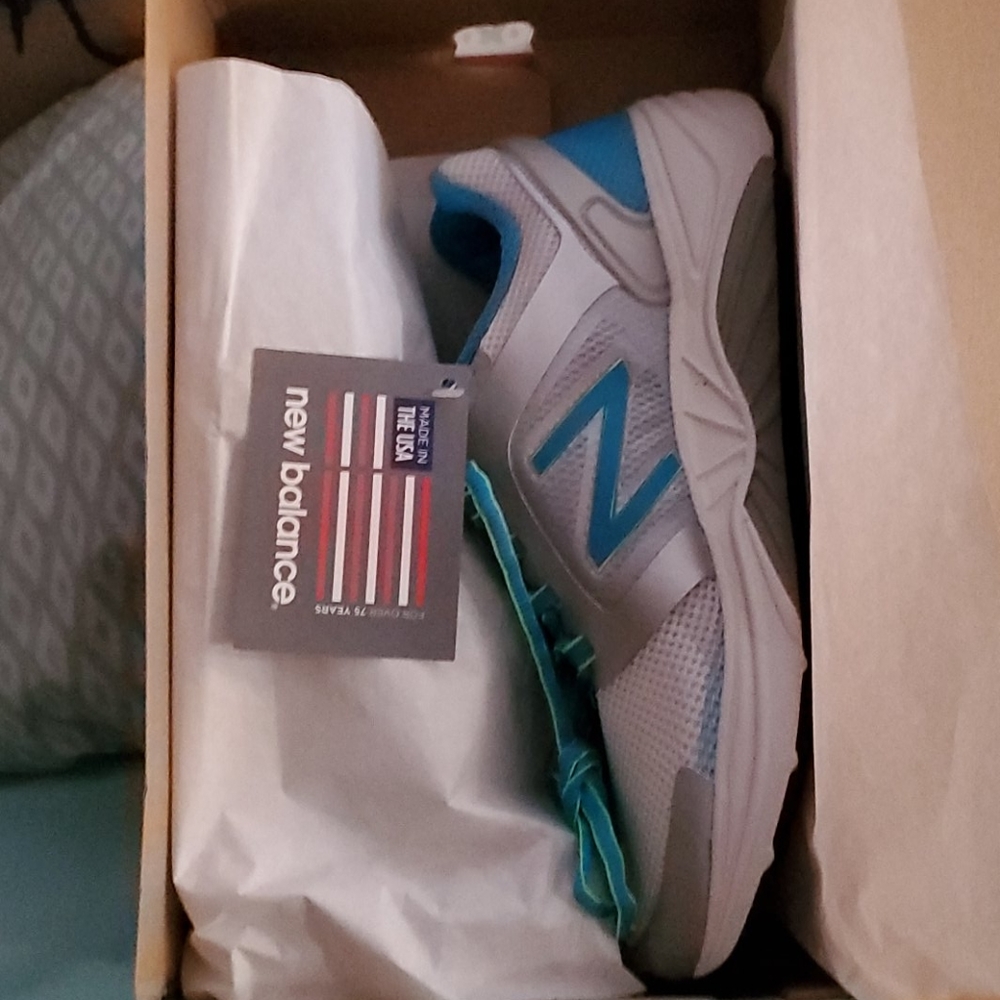 New Balance Women's Course Running Shoes NEW 9.5 M